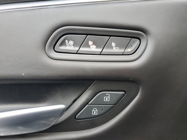 Used 2024 Cadillac Escalade Sport Platinum w/ LPO, Floor Liner Package image 27