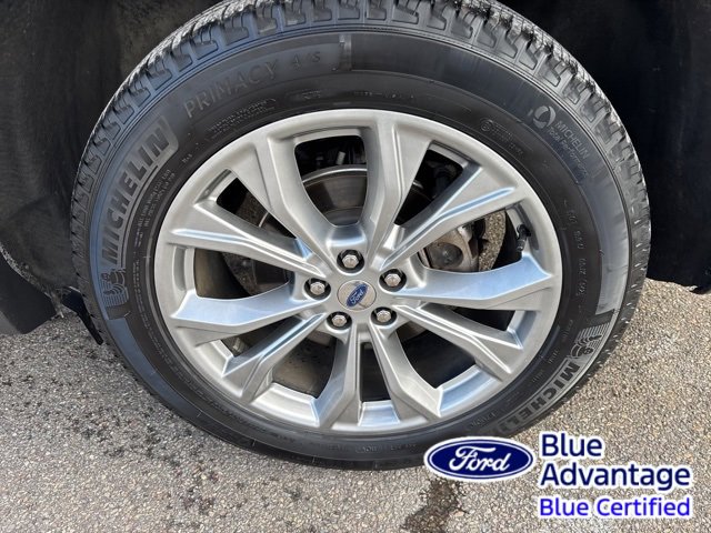 Certified 2023 Ford Explorer XLT w/ Equipment Group 202A image 11