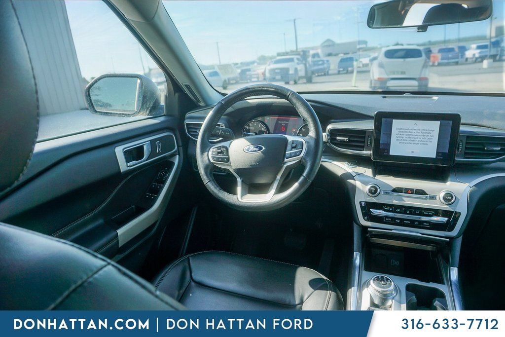 Certified 2022 Ford Explorer XLT w/ Equipment Group 202A AWD/4WD image 15