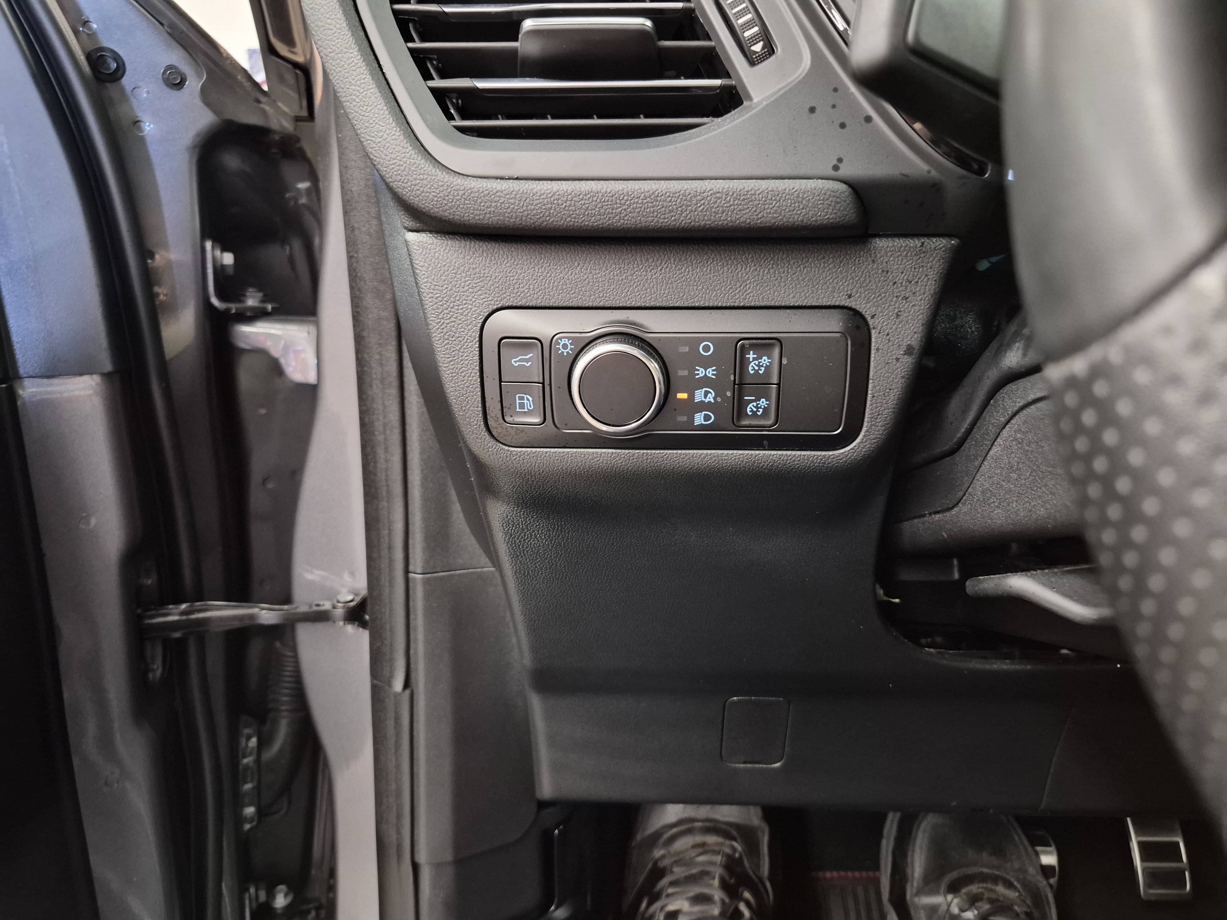 Certified 2023 Ford Escape ST-Line w/ Equipment Group 301A FWD image 23