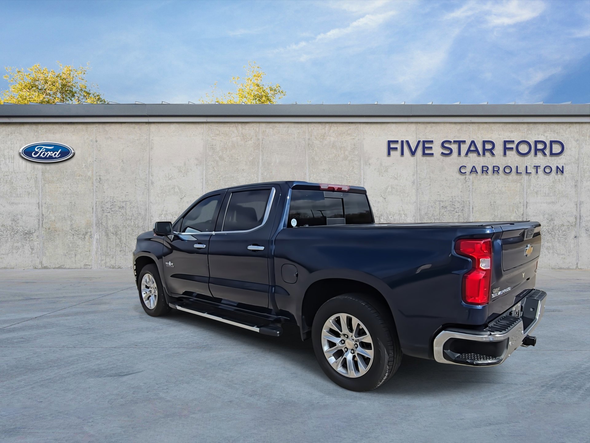 Used 2022 Chevrolet Silverado 1500 LTZ w/ LTZ Premium Texas Edition image 3