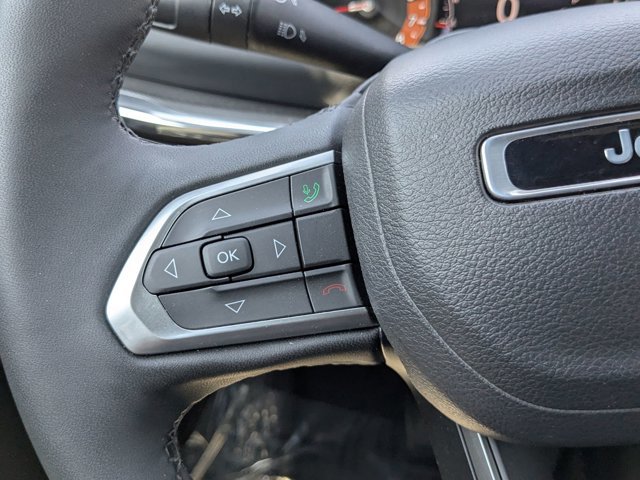 Used 2023 Jeep Compass Limited AWD/4WD image 15