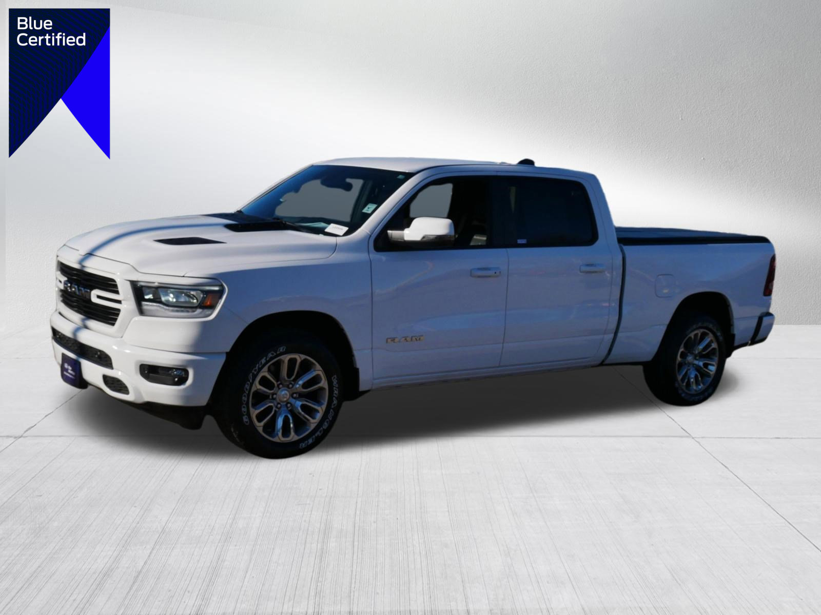 Used 2023 RAM 1500 Laramie image 1