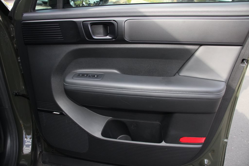 Used 2024 Hyundai Santa Fe Calligraphy AWD/4WD image 27