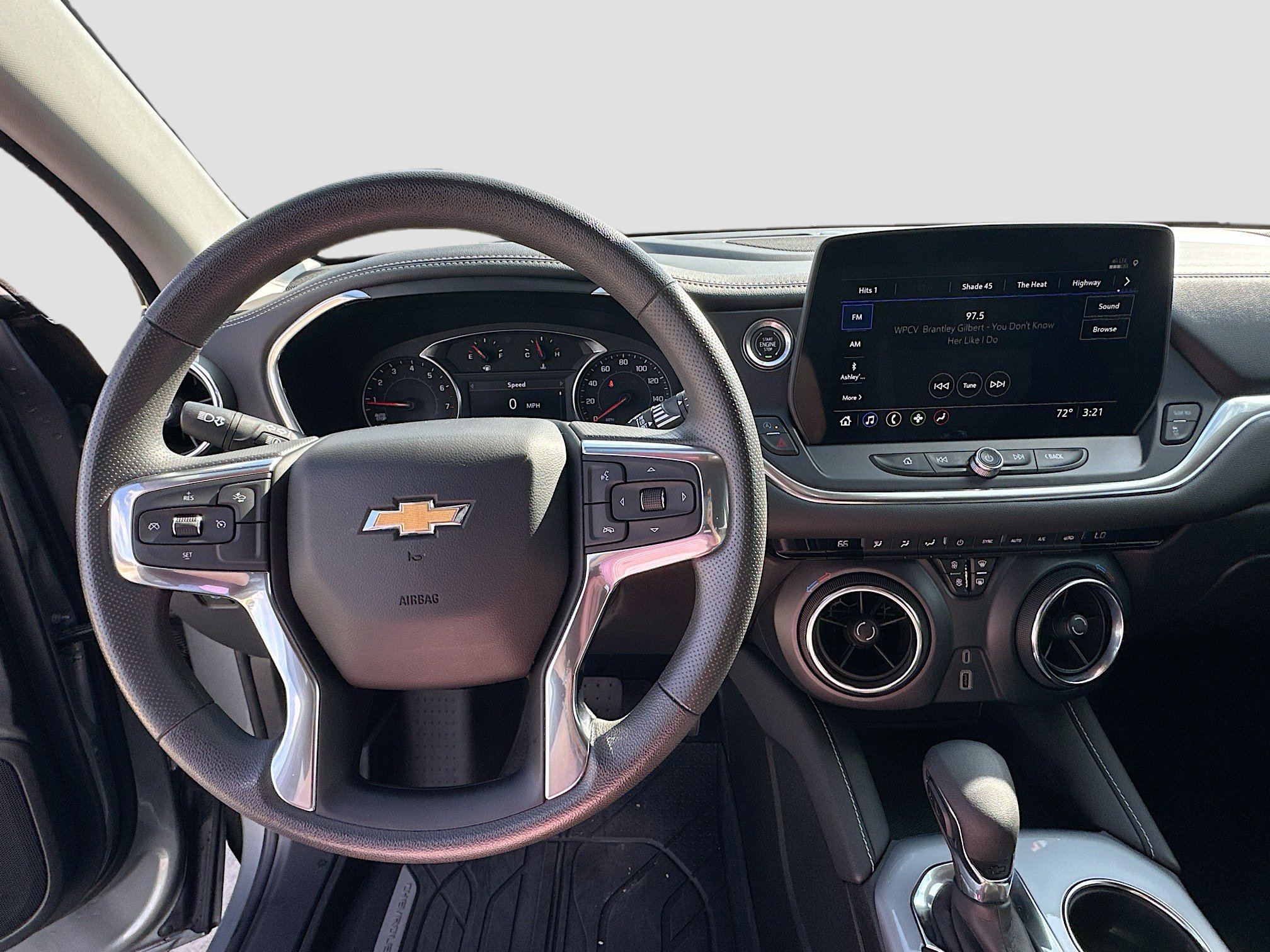 Used 2023 Chevrolet Blazer LT w/ Driver Confidence Package image 11