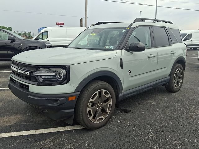 Certified 2023 Ford Bronco Sport Outer Banks w/ Tech Package AWD/4WD image 3