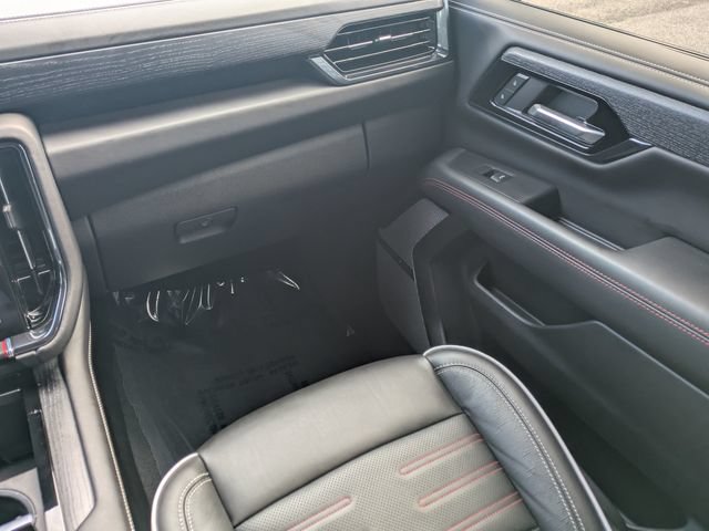 Used 2025 GMC Yukon XL AT4 Ultimate AWD/4WD image 19