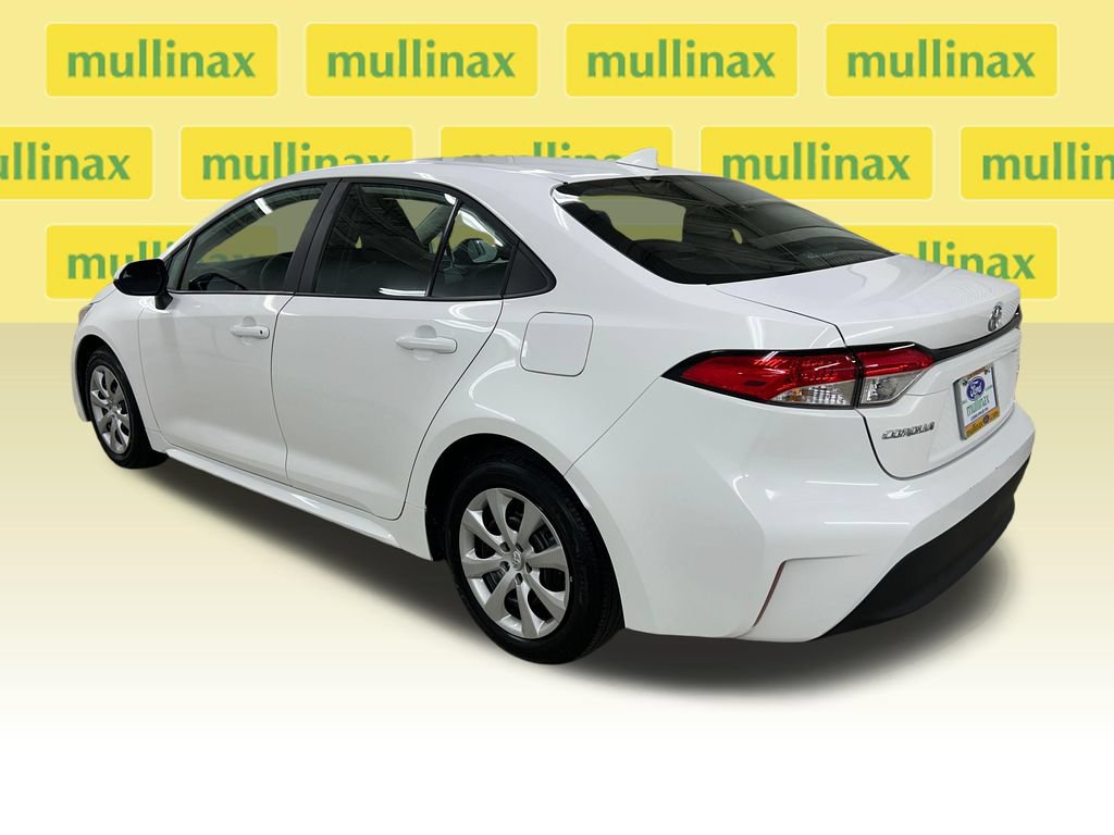 Used 2026 Toyota Corolla LE FWD image 10
