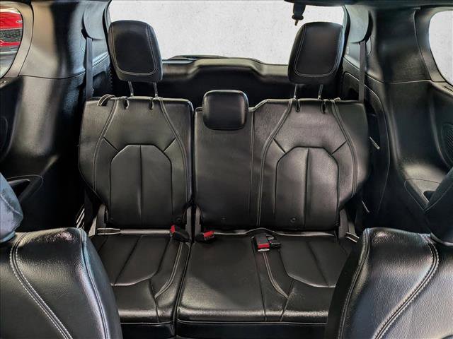 Used 2020 Chrysler Pacifica Touring-L w/ Advanced Safetytec Group AWD/4WD image 23