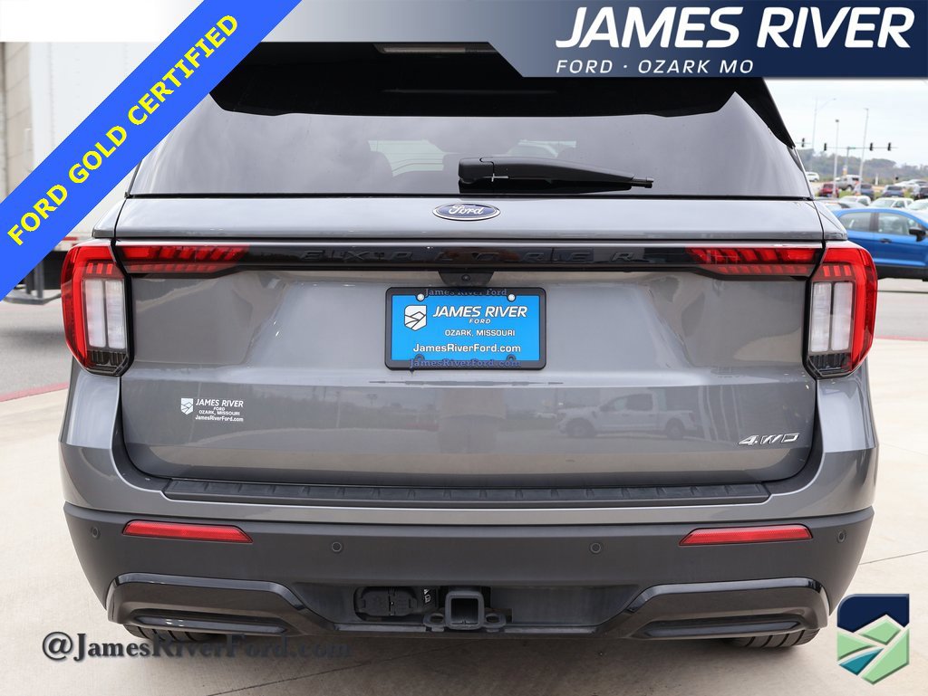 Certified 2025 Ford Explorer ST-Line w/ ST-Line Street Pack image 4