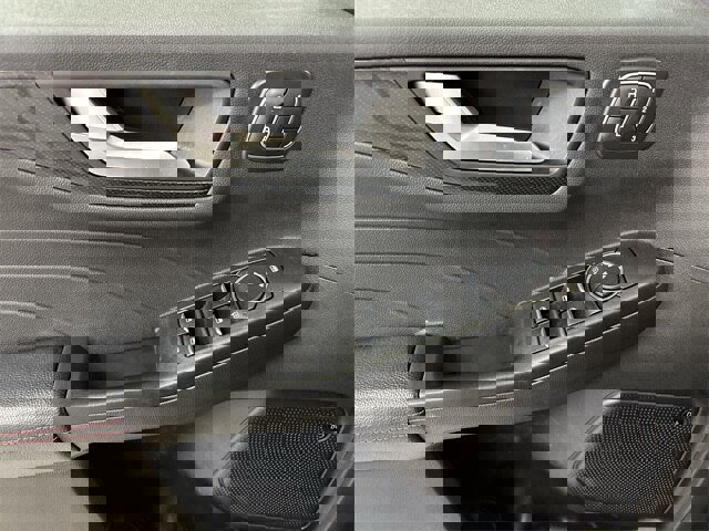 Certified 2023 Ford Escape ST-Line Select w/ Tech Pack #2 image 5