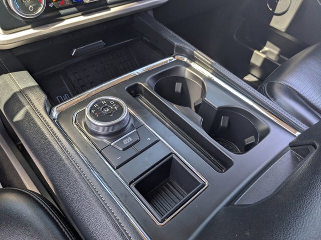 Certified 2024 Ford Expedition XLT RWD image 26
