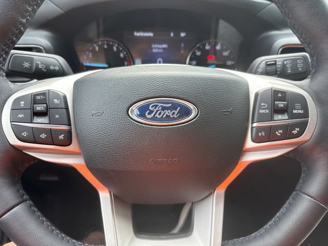 Certified 2023 Ford Explorer XLT w/ Equipment Group 202A AWD/4WD image 27