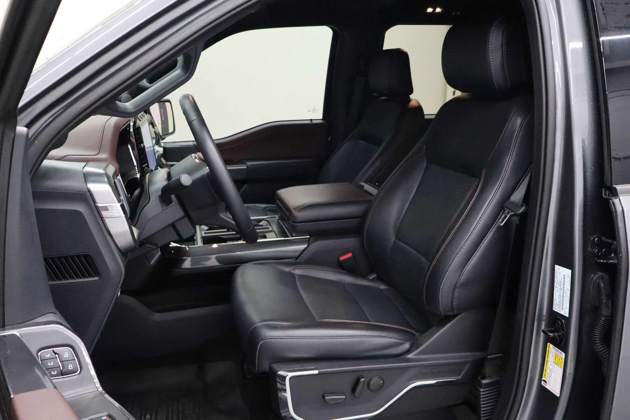 Certified 2023 Ford F150 Lariat image 17