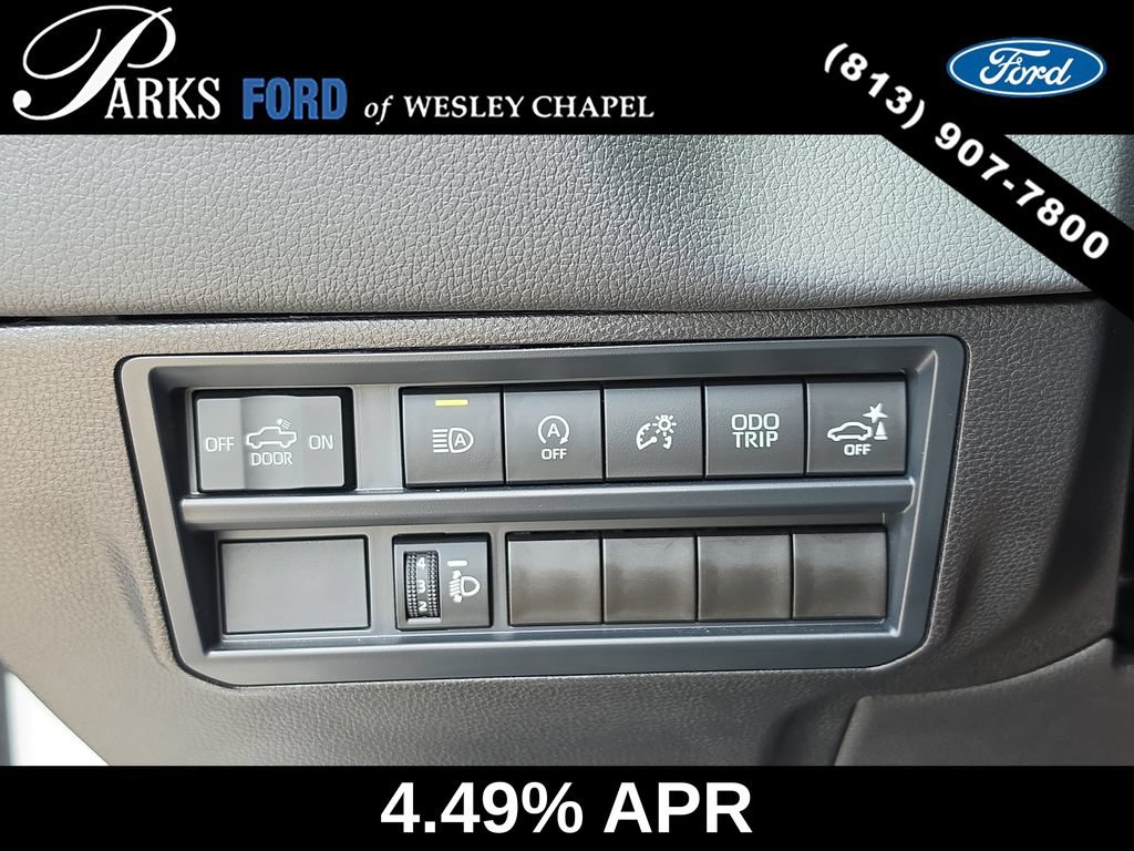 Used 2025 Toyota Tundra Limited AWD/4WD image 26