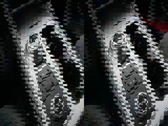 Certified 2022 Ford Explorer XLT w/ Class IV Trailer Tow Package image 30