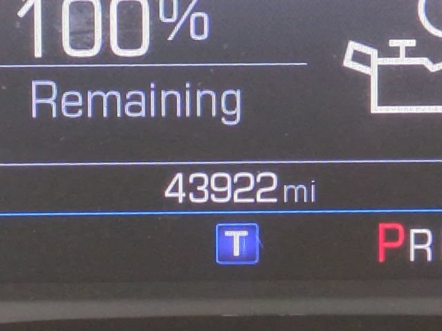 Used 2020 Chevrolet Camaro LT w/ RS Package RWD image 23