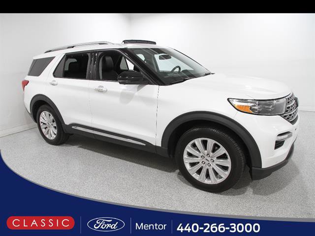 Certified 2022 Ford Explorer Limited w/ Equipment Group 301A AWD/4WD image 3