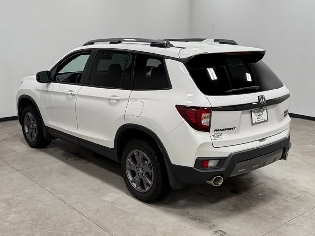 Used 2024 Honda Passport TrailSport image 9