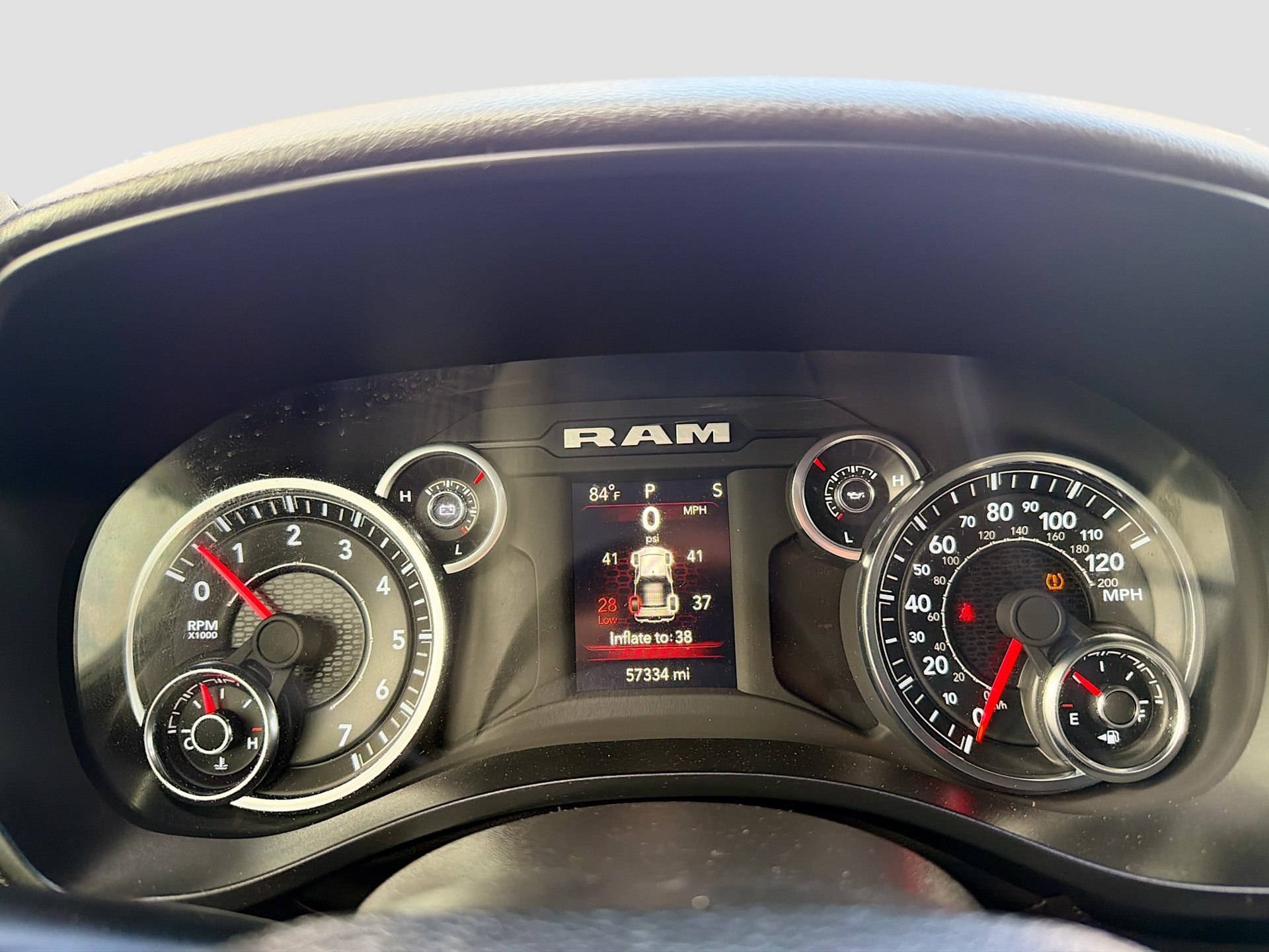 Used 2024 RAM 1500 Big Horn AWD/4WD image 16