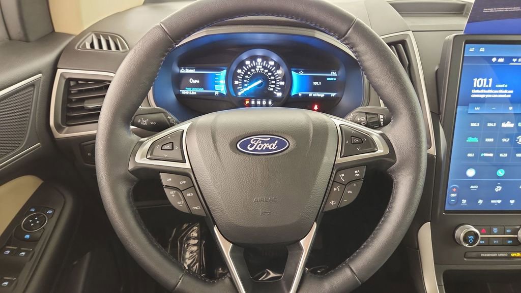 Certified 2023 Ford Edge SEL w/ Convenience Package AWD/4WD image 12