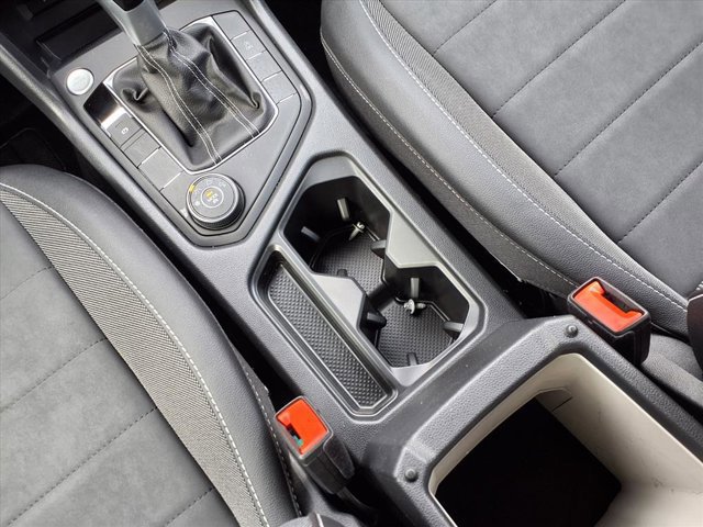 Used 2022 Volkswagen Taos SE image 16