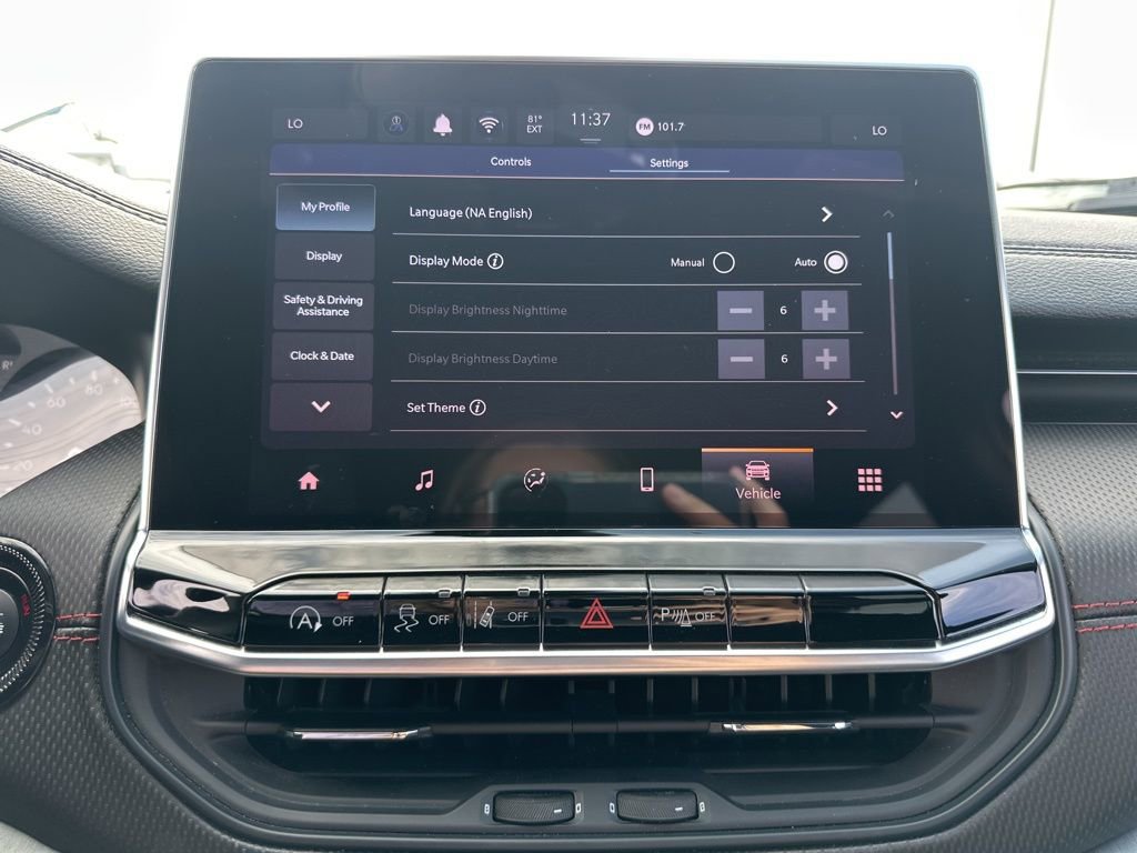 Used 2024 Jeep Compass Trailhawk image 29