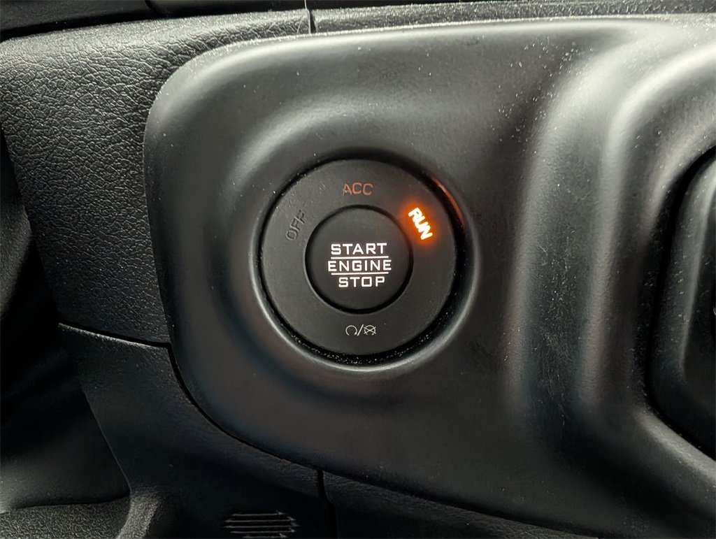 Used 2022 Jeep Gladiator Sport image 21