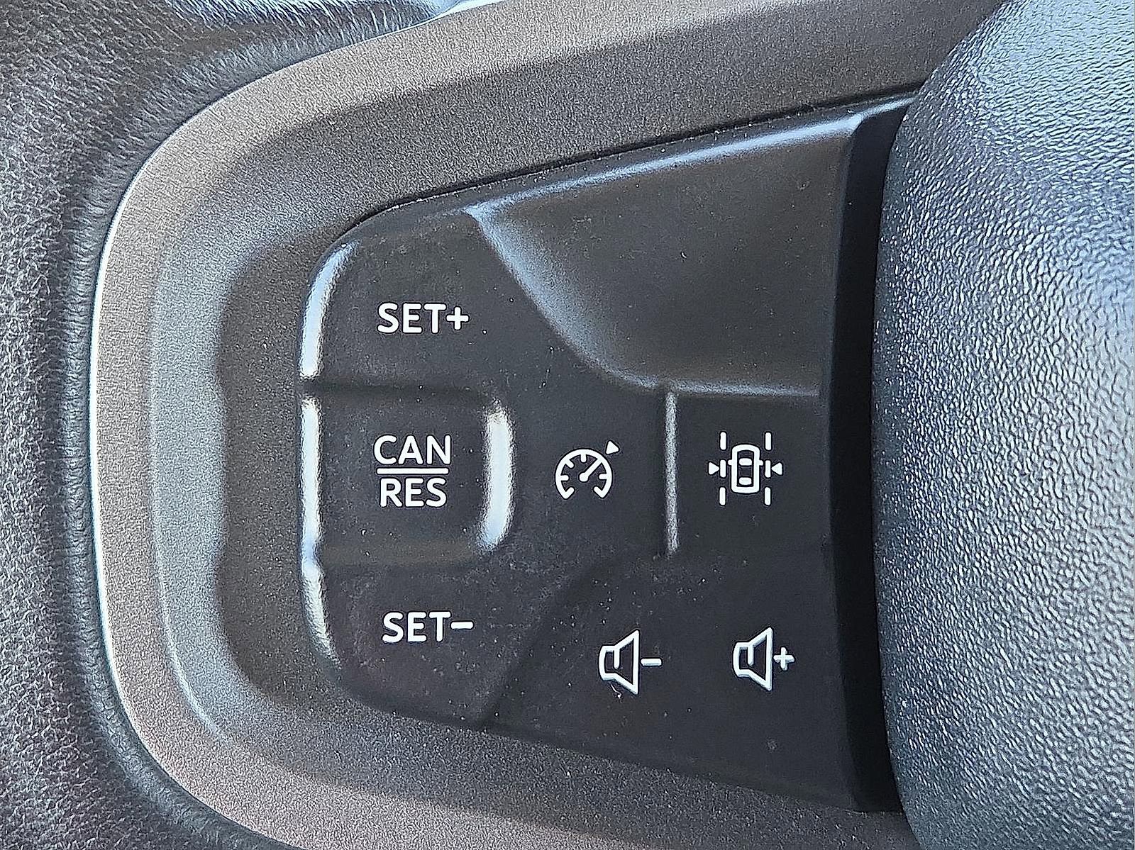 Certified 2025 Ford Bronco Badlands image 22