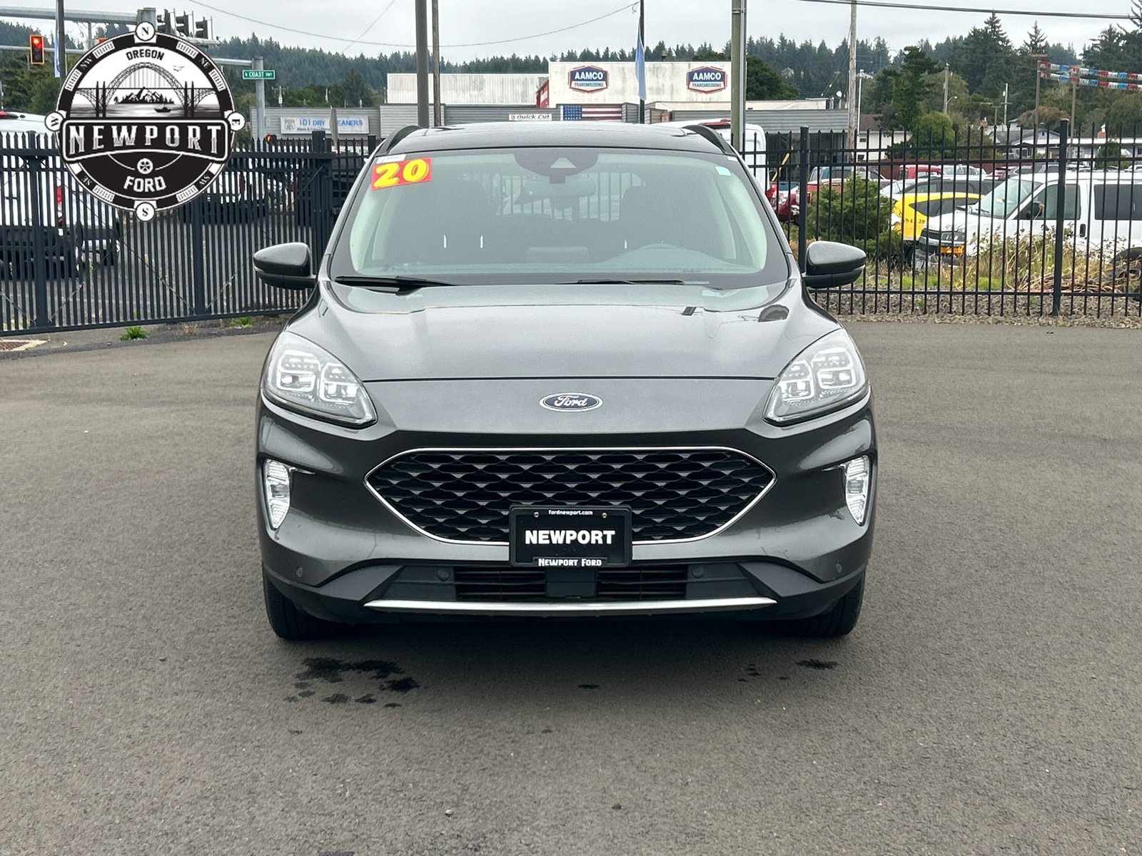 Certified 2020 Ford Escape Titanium AWD/4WD image 2