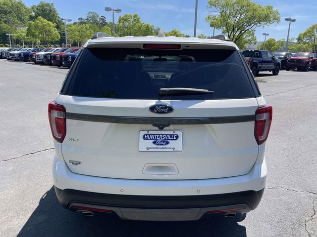 Certified 2017 Ford Explorer XLT w/ Equipment Group 202A image 5