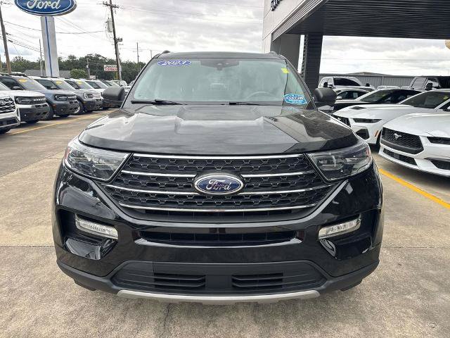 Certified 2023 Ford Explorer XLT w/ Equipment Group 202A RWD image 2