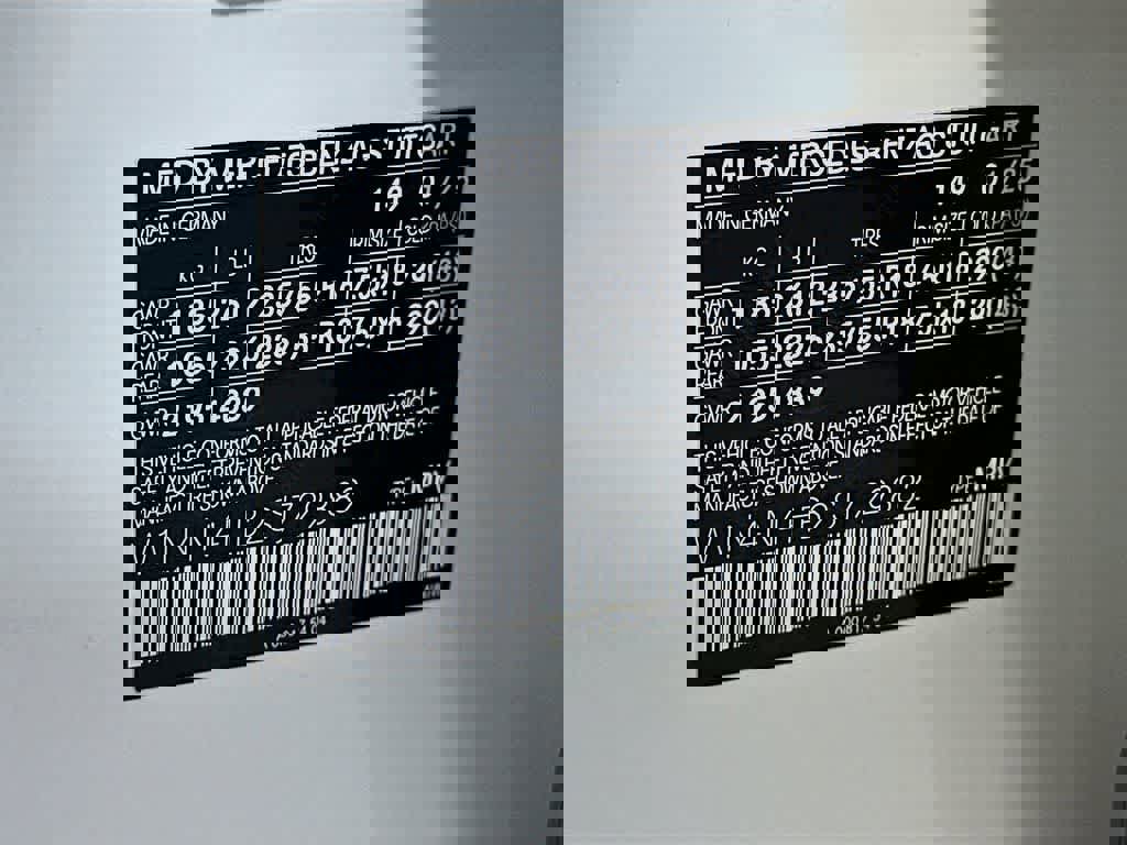 Used 2025 Mercedes-Benz GLA 250 4MATIC image 26