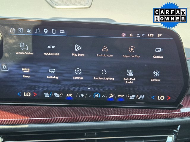 Used 2025 Chevrolet Traverse RS AWD/4WD image 14
