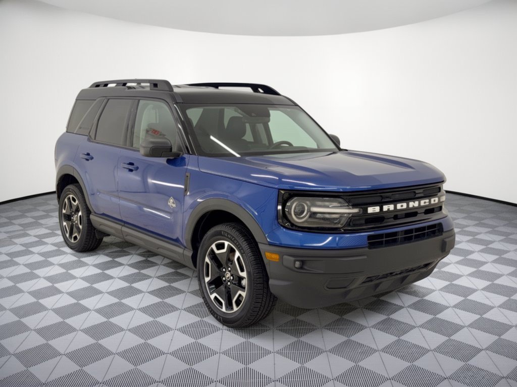 Certified 2023 Ford Bronco Sport Outer Banks AWD/4WD image 7