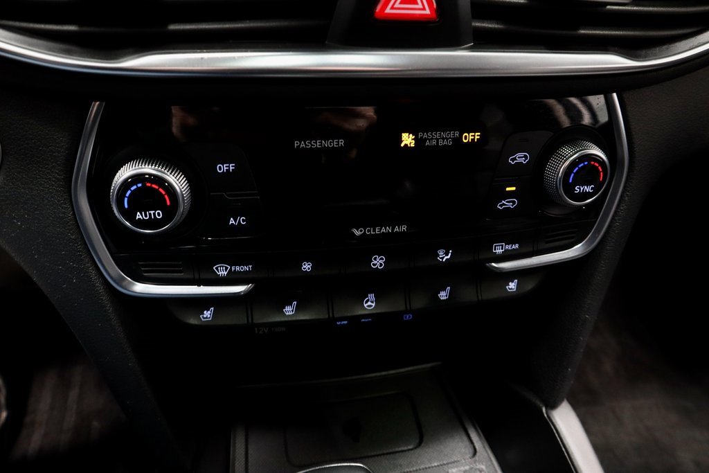 Used 2020 Hyundai Santa Fe Limited image 36