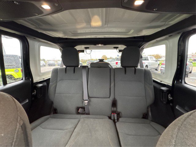 Used 2024 Jeep Wrangler Unlimited w/ Convenience Group AWD/4WD image 12