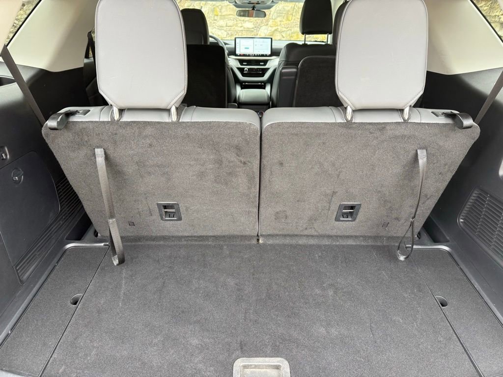 Certified 2025 Ford Explorer Active w/ Active Comfort Package image 10