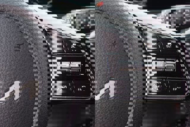 Used 2024 Kia Seltos EX image 23