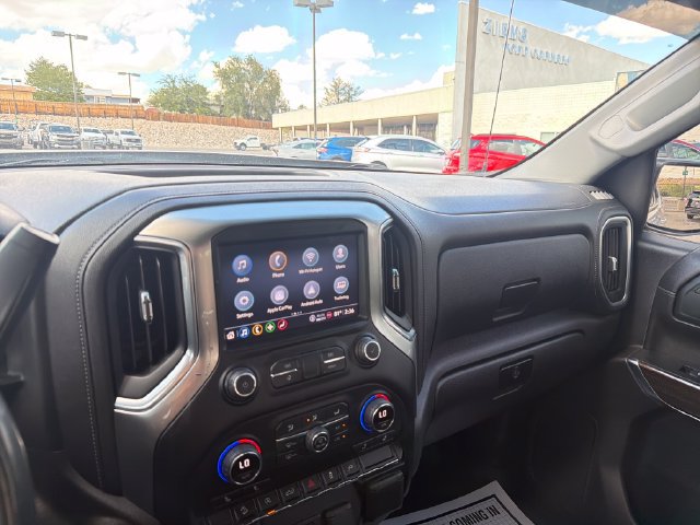 Used 2021 Chevrolet Silverado 1500 LT w/ Z71 Off-Road Package AWD/4WD image 18