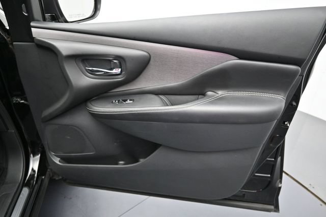 Used 2024 Nissan Murano SV FWD image 29