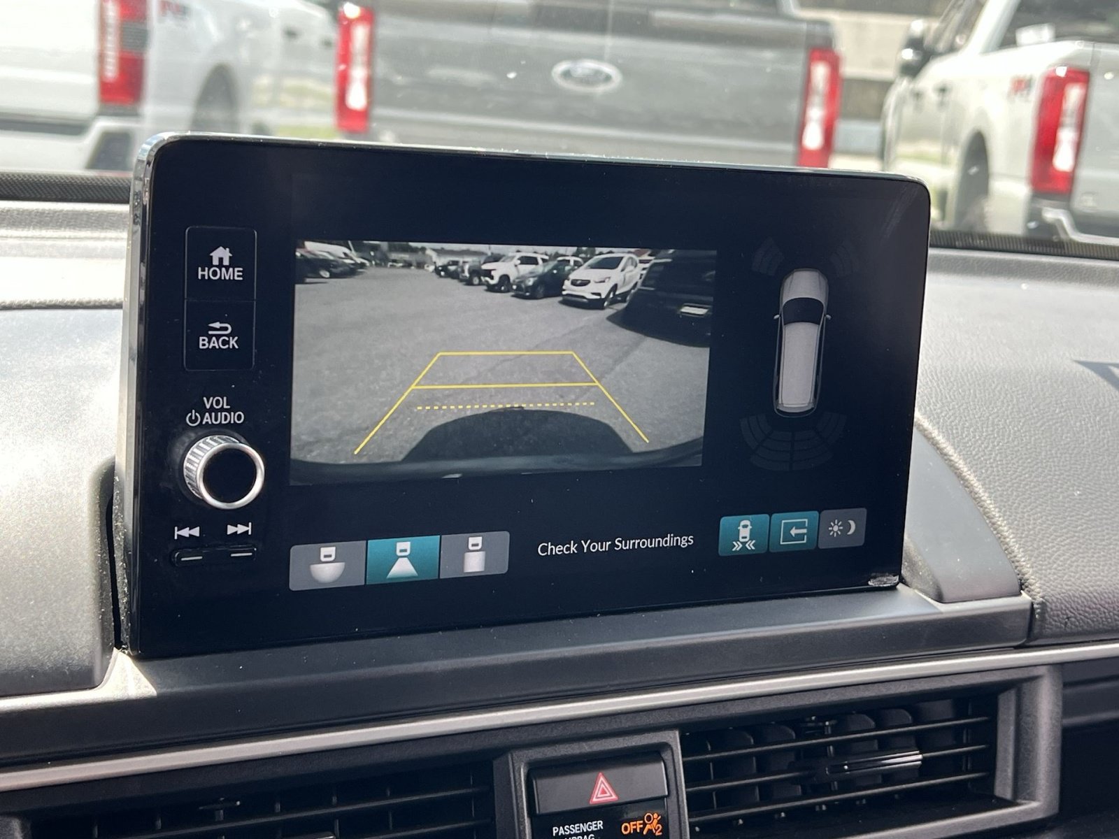 Used 2025 Honda Pilot Touring image 19