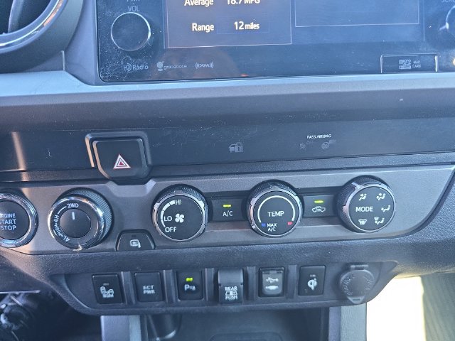 Used 2019 Toyota Tacoma TRD Sport w/ Technology Package AWD/4WD image 18