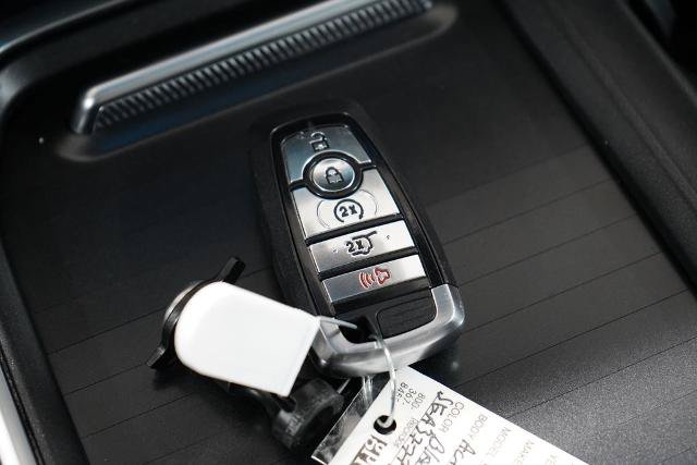 Certified 2025 Ford Expedition Active AWD/4WD image 31
