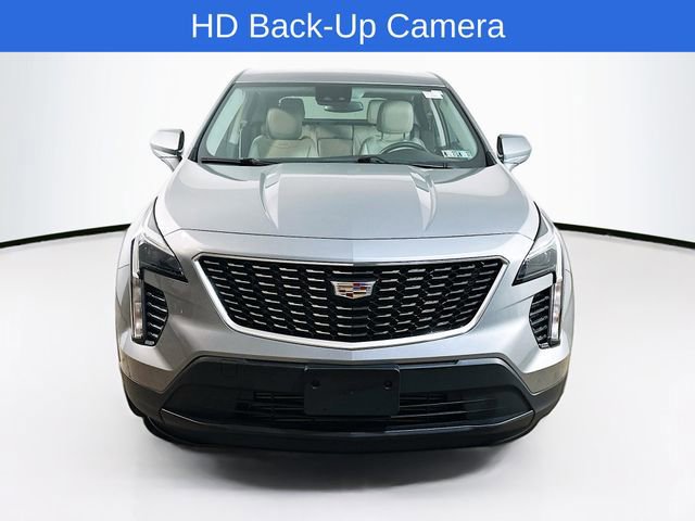 Used 2023 Cadillac XT4 Luxury w/ Cold Weather Package image 6