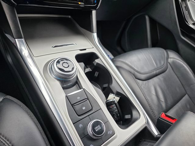 Certified 2023 Ford Explorer Platinum w/ Technology Package AWD/4WD image 25