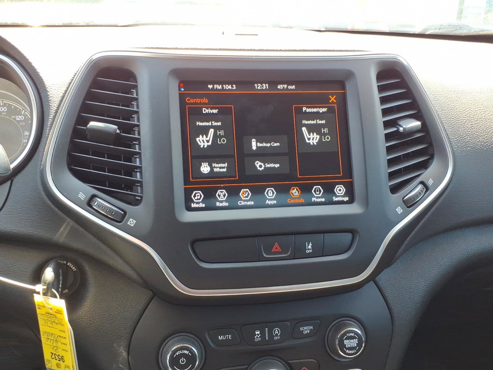 Used 2022 Jeep Cherokee Latitude AWD/4WD image 20