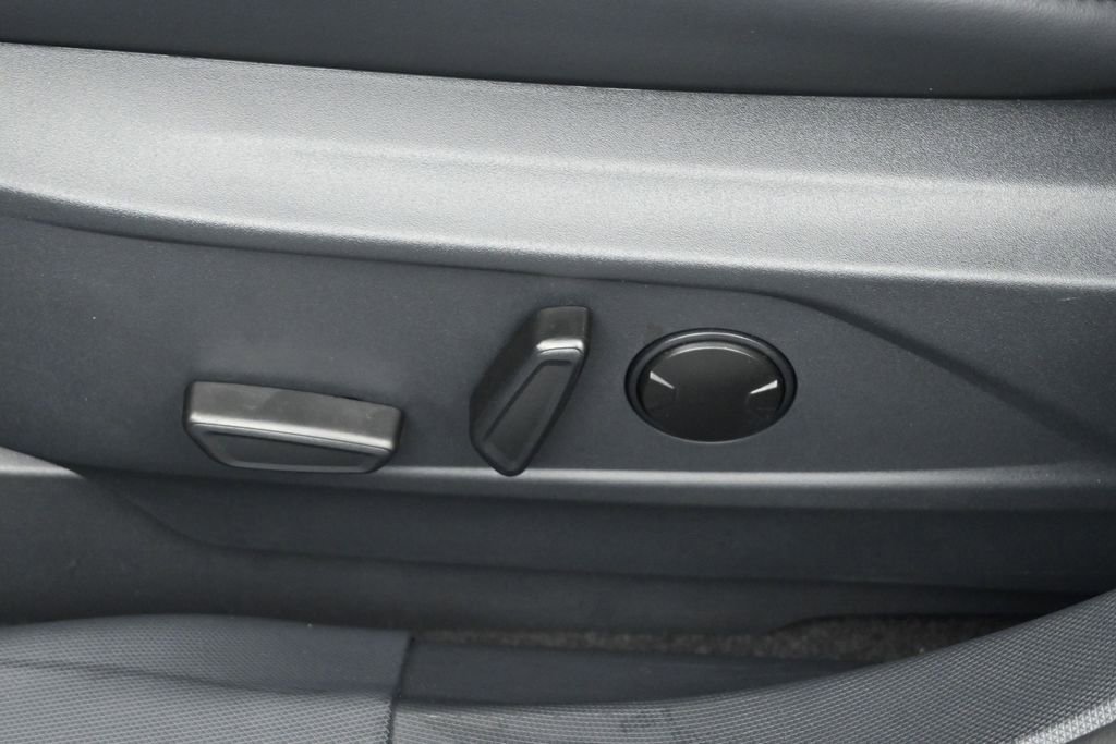 Certified 2025 Ford Mustang Mach-E Select RWD image 10