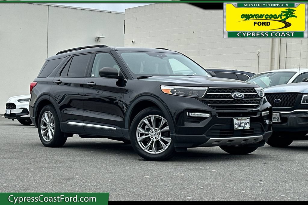 Certified 2023 Ford Explorer XLT w/ Equipment Group 202A RWD image 1