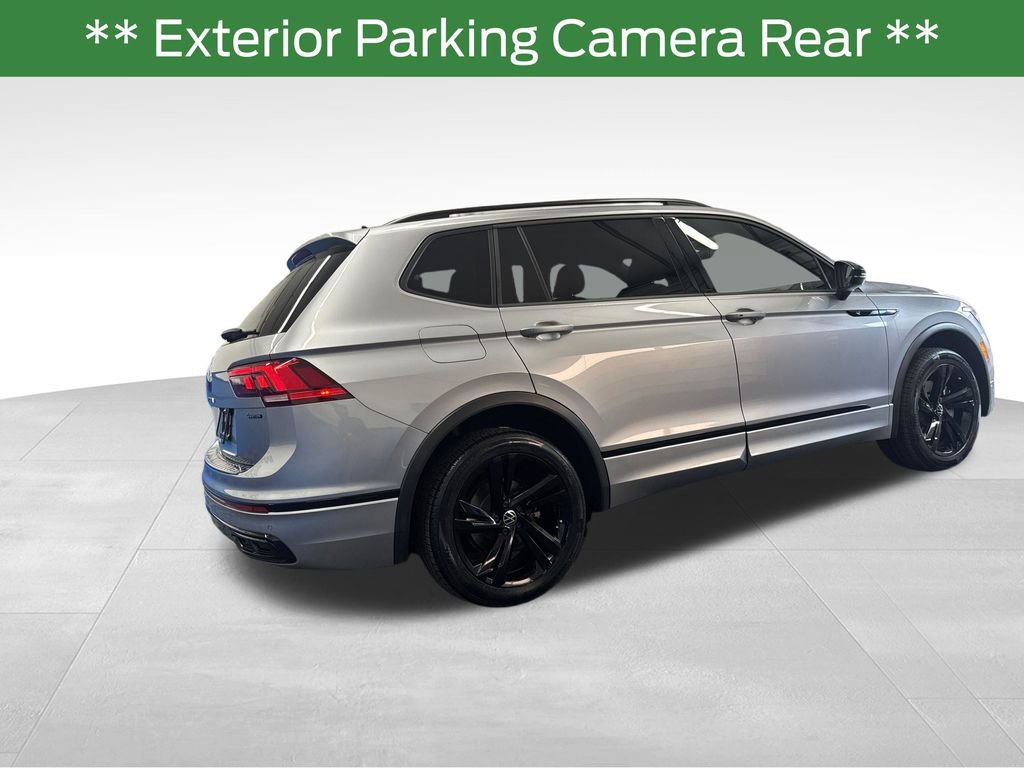 Used 2024 Volkswagen Tiguan SE R-Line AWD/4WD image 7
